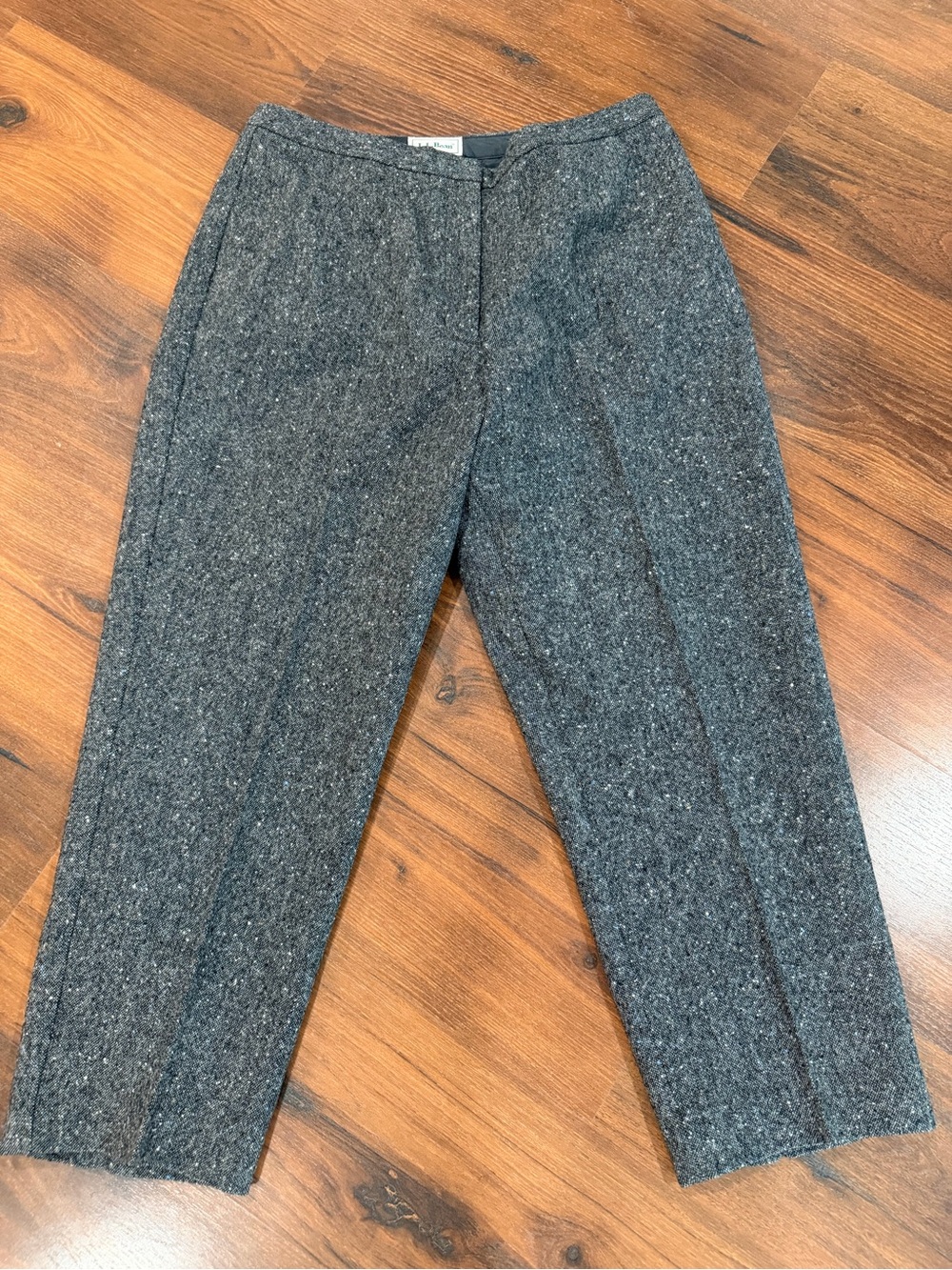 L. L. Bean women's 100% Wool Grey pants Sz 14 Petite